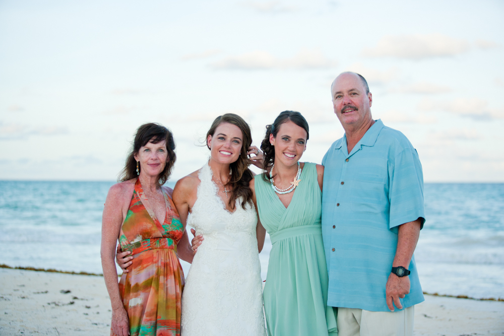  : DewMegWeddingDay : Bride & Joy Wedding, Family, and Commercial Portrait Photography: Bride-and-Joy.com